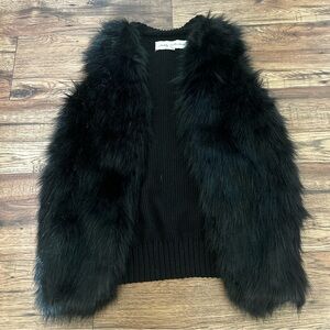 Black Faux Fur Vest women’s Medium EUC Winter jacket Fall classic jacket